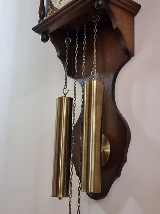 Старинен стенен часовник AMS