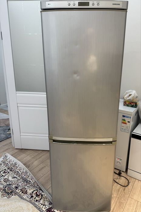 Продается Холодильник