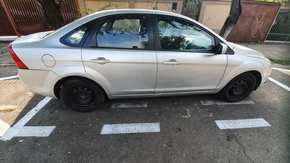 Ford Focus Sedan