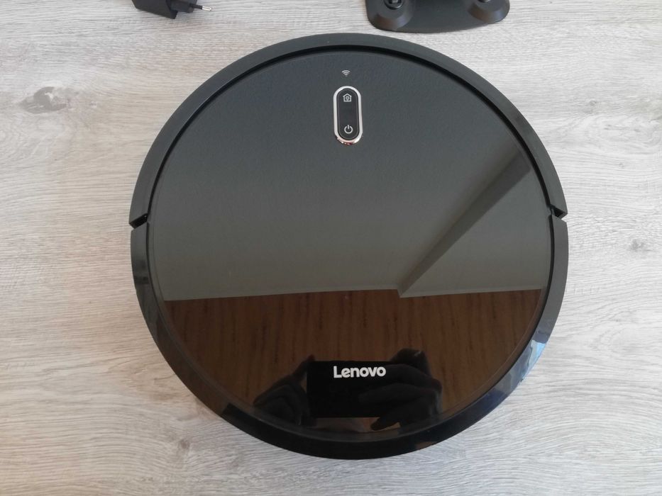 Lenovo Robot Vacuum Cleaner E1-L D450 прахосмукачка робот