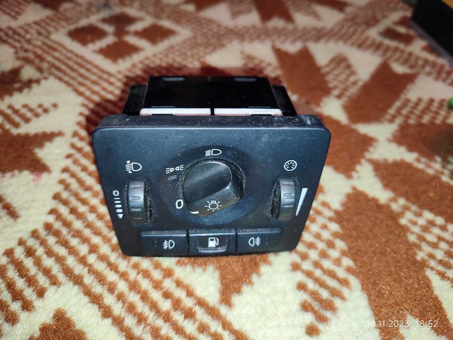 Части от Volvo V50