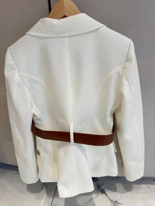 Стилен Дамски костюм