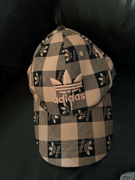 Шапка Адидас - adidas дамска