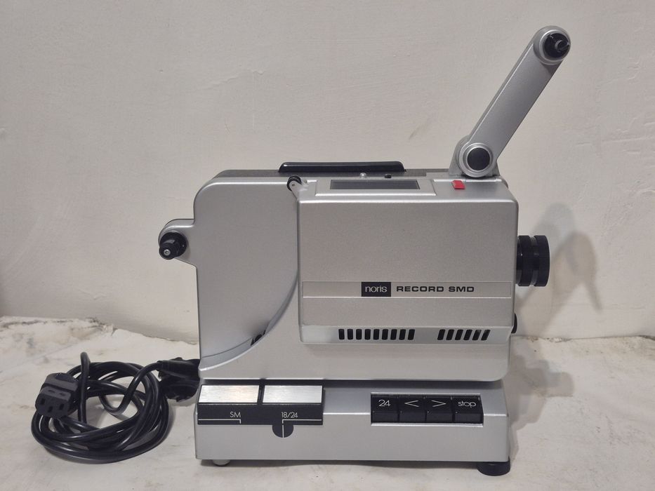 Proiector film cinema 8 mm  Noris
