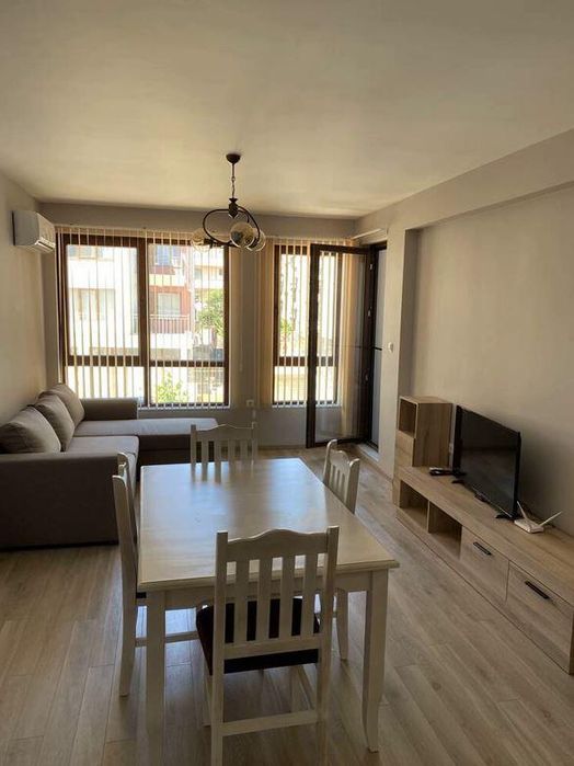 Дава се под наем Двустаен апартамент в Бургас, Сарафово - 60 кв.м за 765 € - Снимка #1