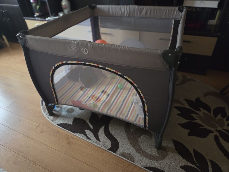 Tarc copil in stare impecabila