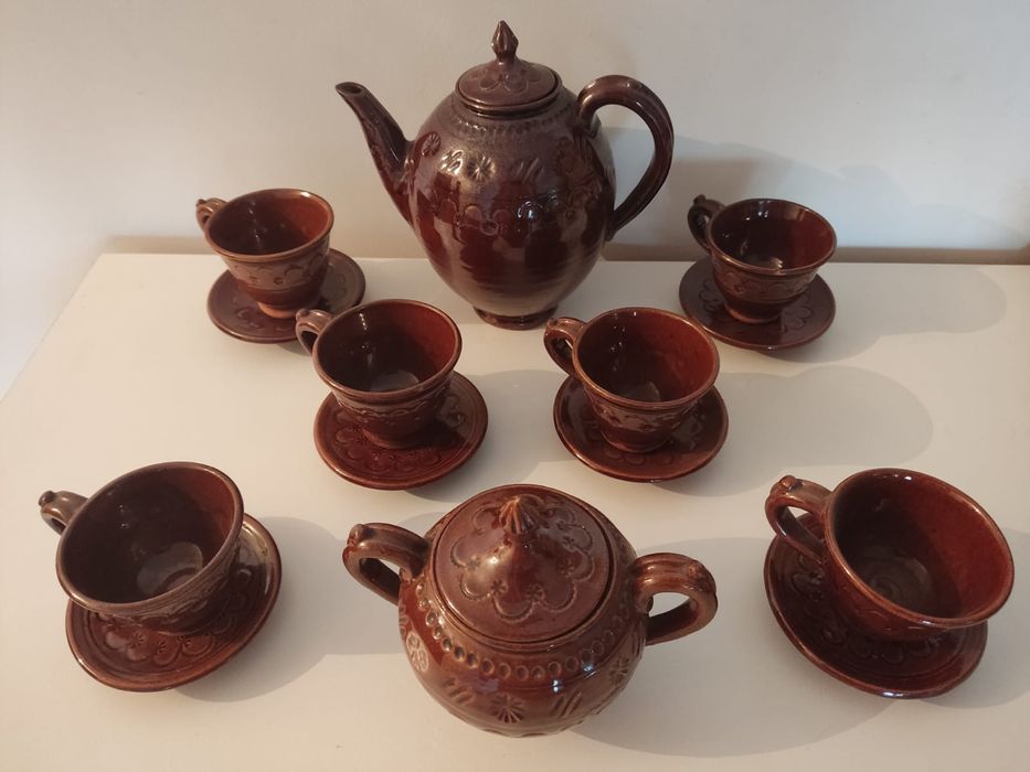Сервиз чайный керамический. .