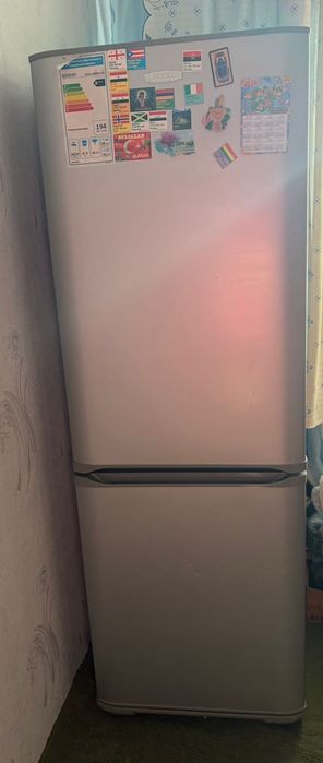 Холодильник Бирюса м133