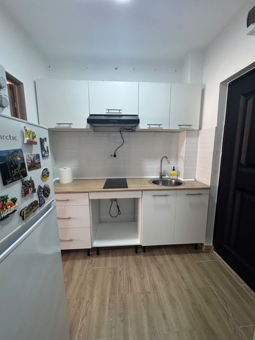 Vând garsonieră renovată complet, mobilată și utilată – zona UTA, Arad