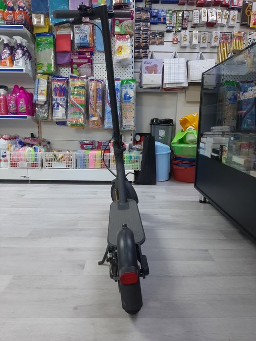 Электросамокат Xiaomi Mi Electric Scooter Pro 2