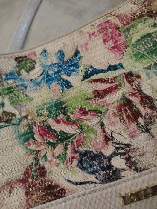 Дамска чанта флорални мотиви