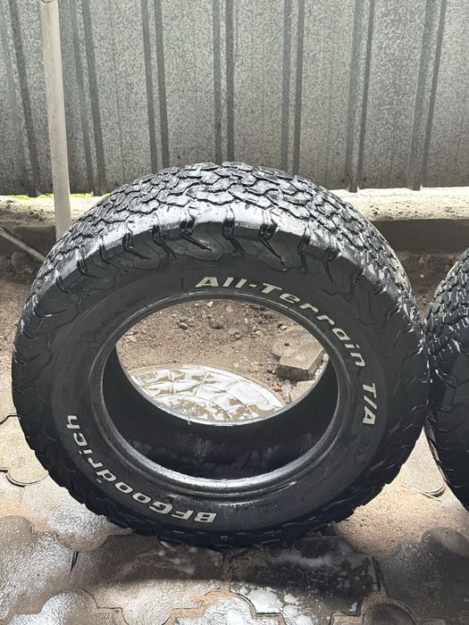 Продам комплект колес