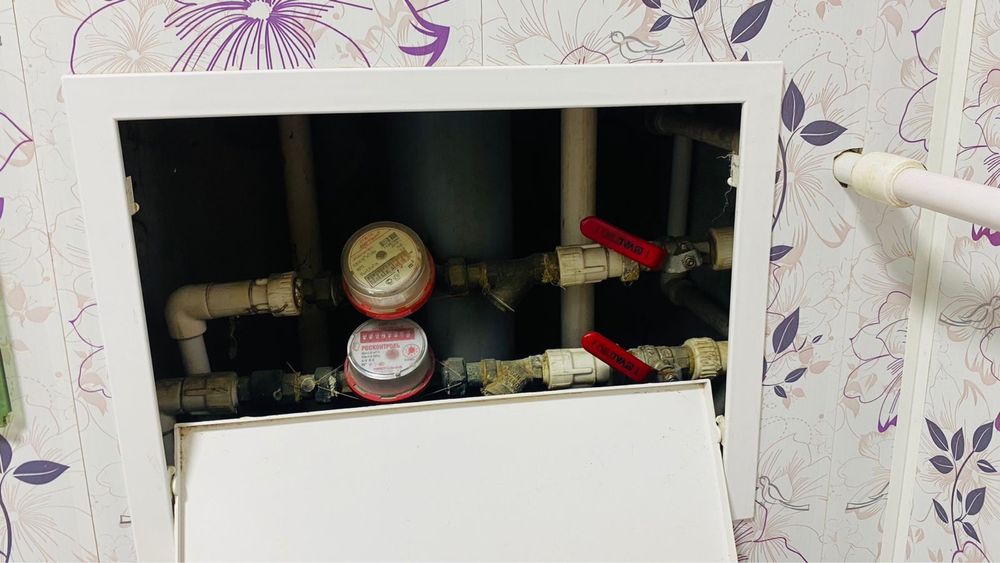 2 комнатная, Космонавтов 25