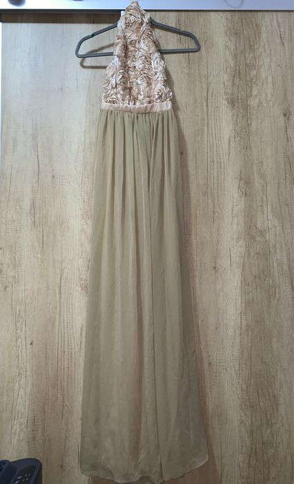 Rochie de seara cu spatele gol