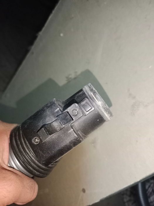 Продам шланги от пылесосов на запчасти адрес 6 мкр