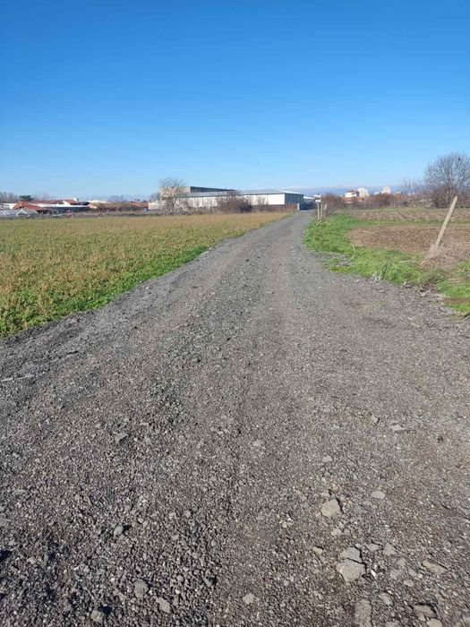 Продавам парцел за застрояване