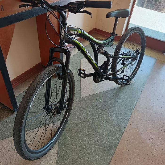 Vând bicicleta 26