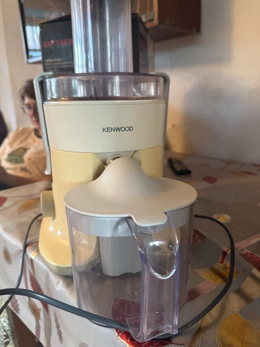 Соковыжималка Kenwood