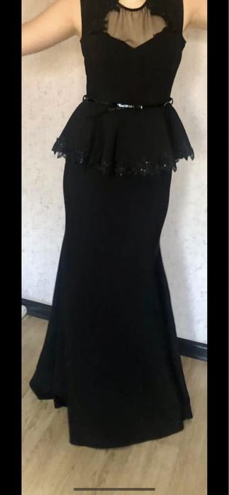 Вечернее платье