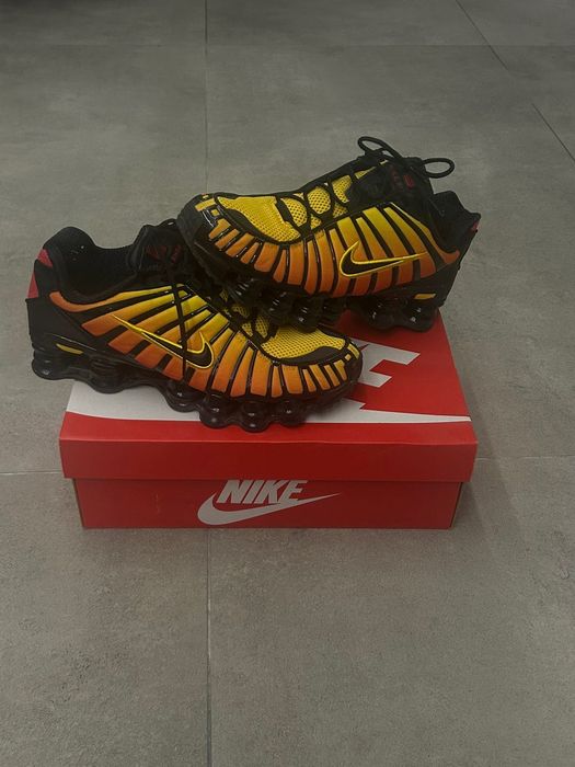 Маратонки Nike Shox Tl