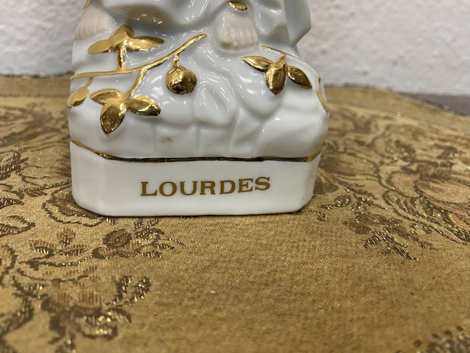 Френска порцеланова фигура дева мария