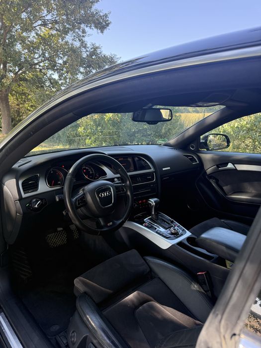 Audi A5 Coupe 3.0 TDI Quattro 3xS-line 2011 Automat