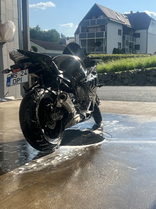Vand S 1000 RR in state buna de functionare