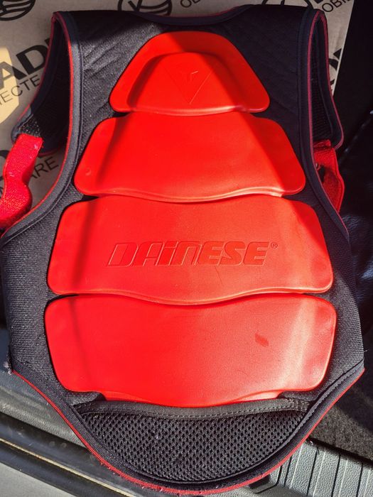 Protectie DAINESE  spate moto ,mtb ,atv scuter trotineta M