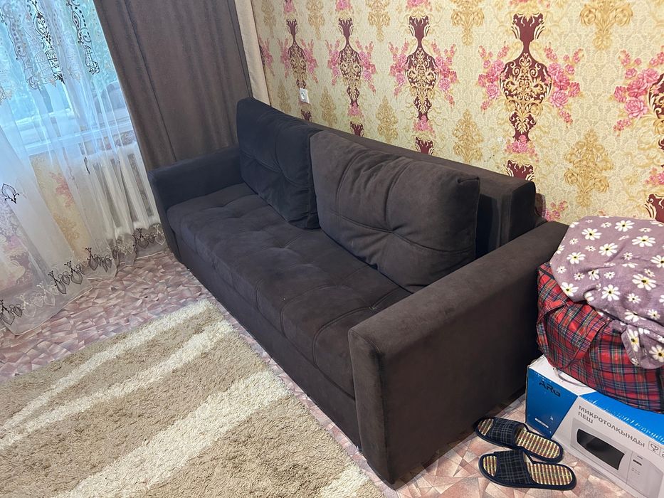 Диван в хорошем состоянии