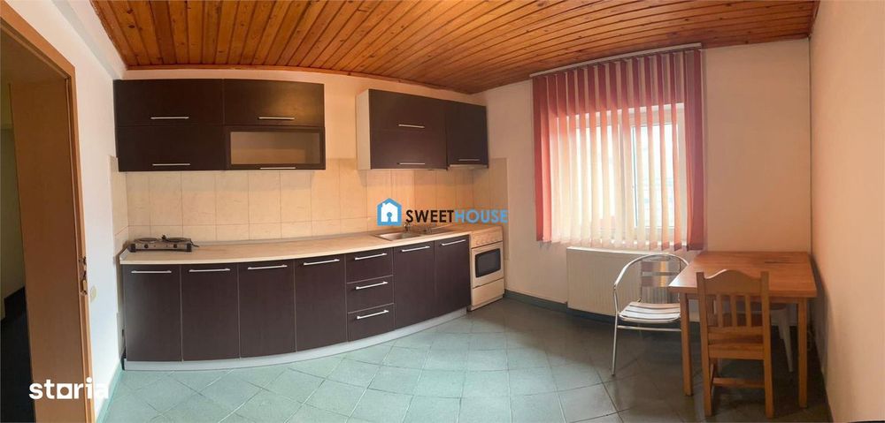 Hotel de vanzare in inima Branului