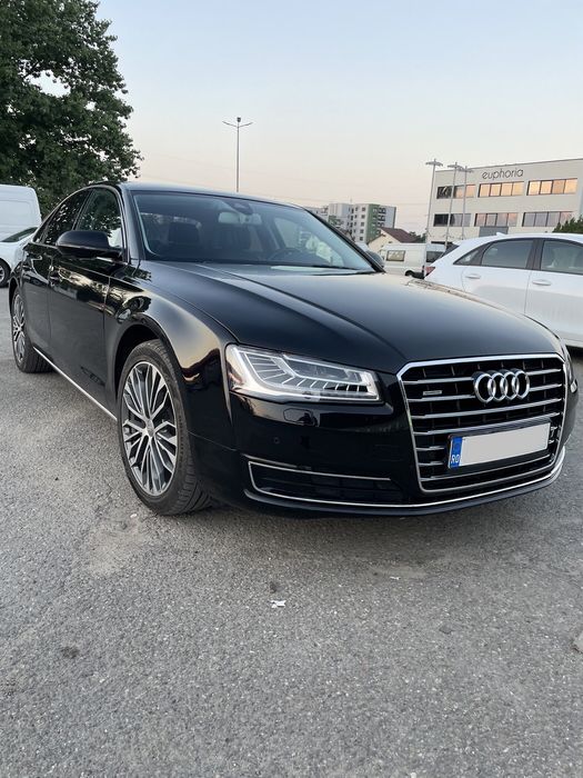 AUDI A8 2017