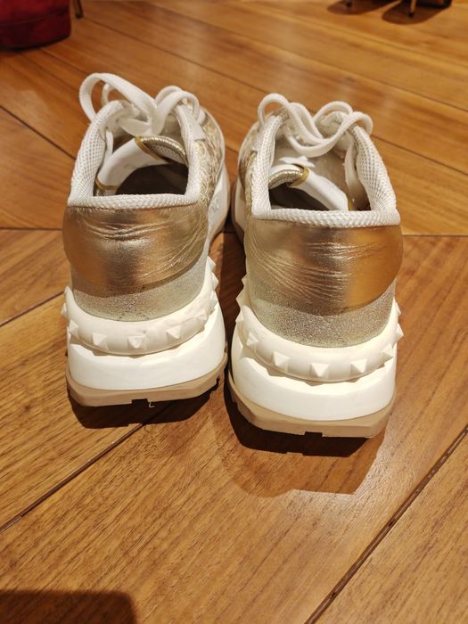 Valentino Garavani Lacerunner