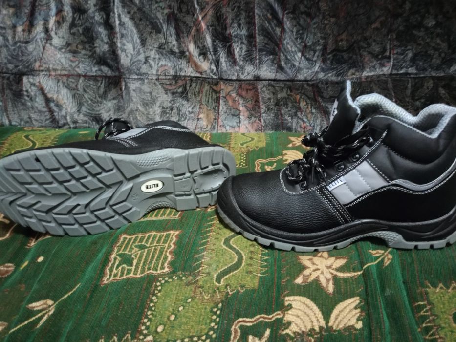 Рабочие ботинки новые