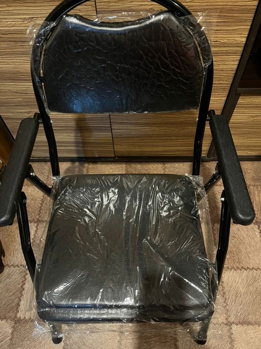 Туалет-кресло для инвалидов