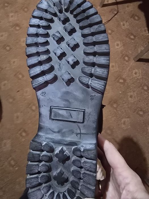 Продам берцы новые