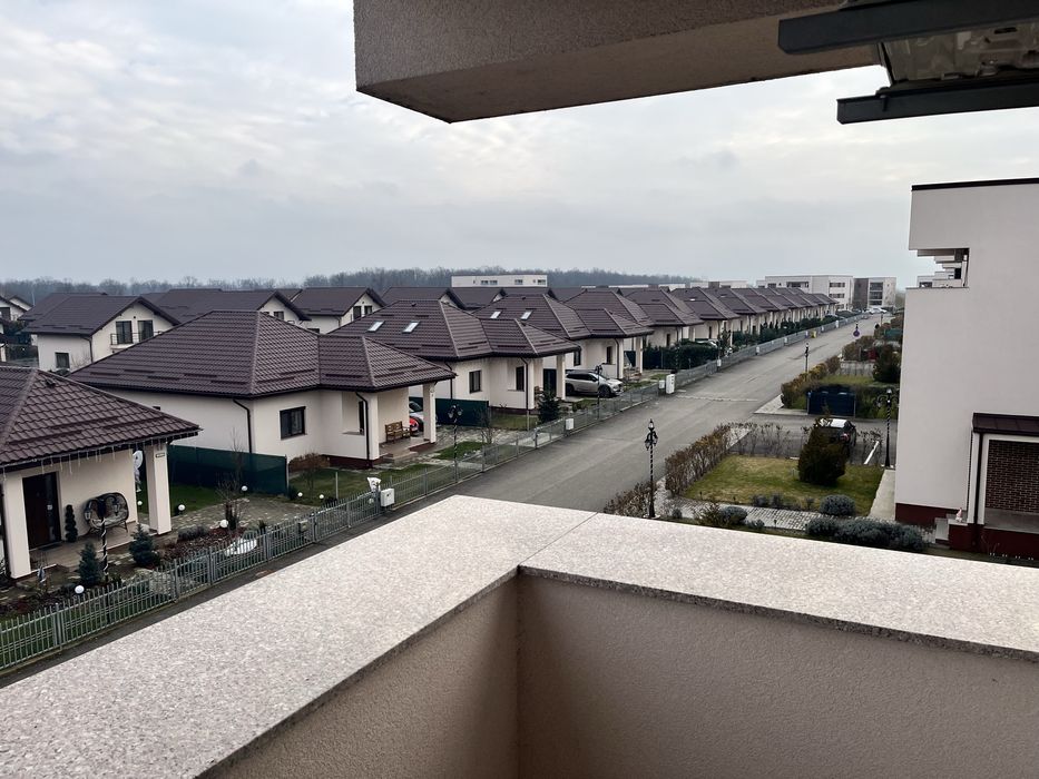 Inchiriez apartament doua camere cu loc parcare privat in Paulesti