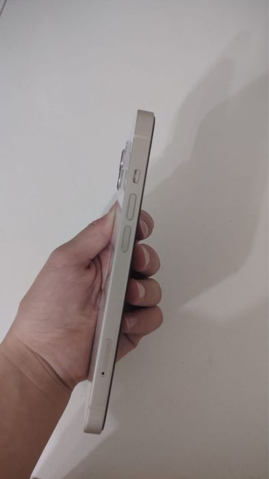Apple iPhone 13 128GB белый
