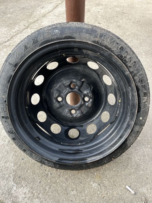 Резервна гума патерица