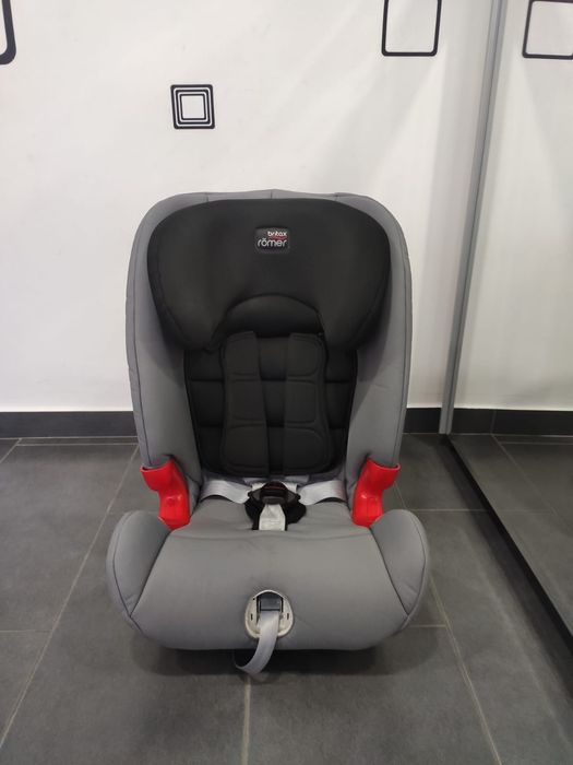 Scaun auto Britax Romer Advansafix III cu isofix pt.copii intre9-36 kg
