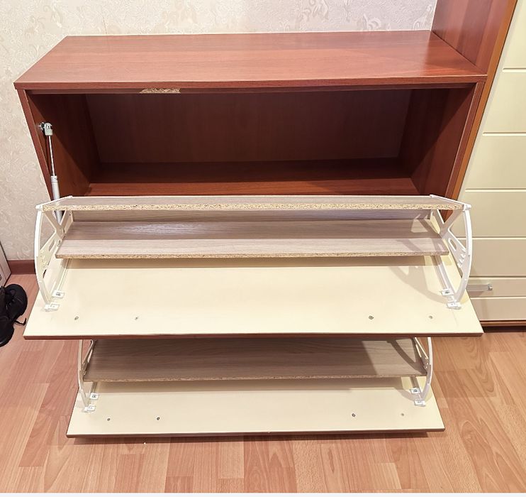 Обувница большая