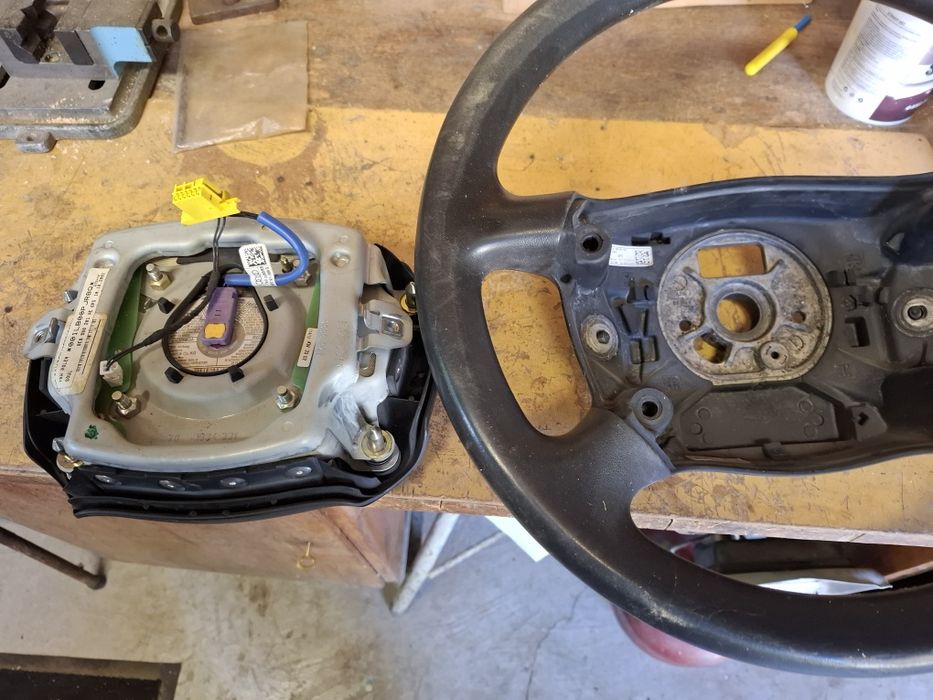 Продавам волан за Ауди