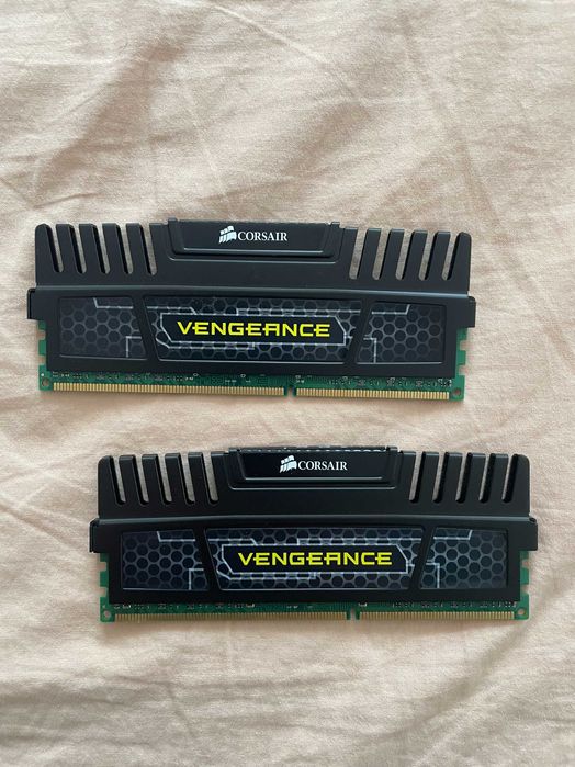 Corsair Vengeance 16 GB RAM DDR3 (2x 8 GB)
