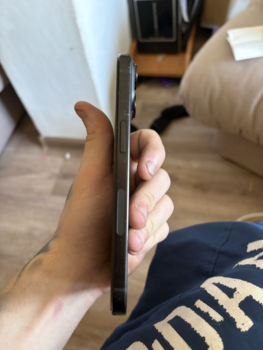 Iphone 15 Esim в хорошем состоянии