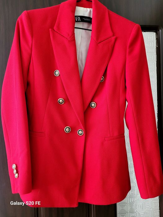 Дамски якета C размер