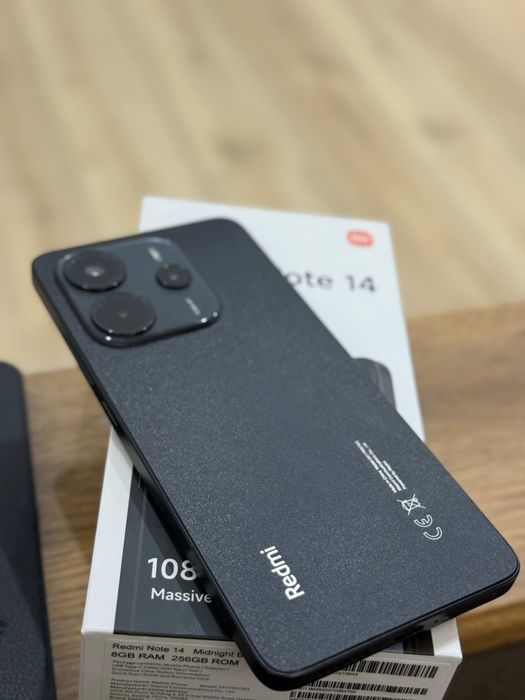 Продам Redmi note 14 256g как новый)