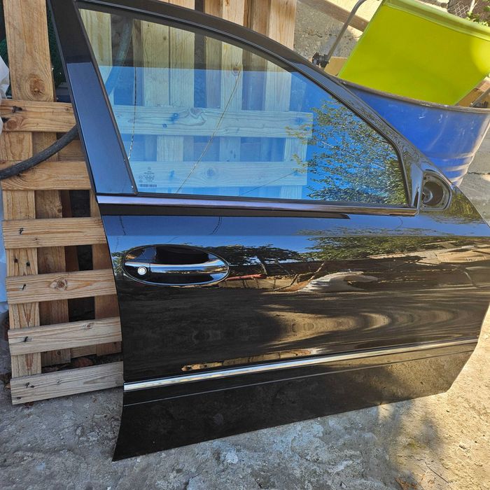 Дясна врата за мерседес