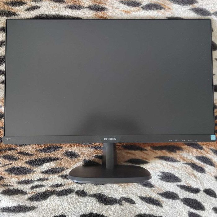 Монитор Philips 243V7Q