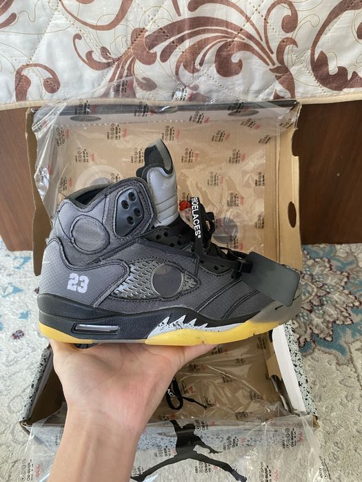 Jordan 5 x off white