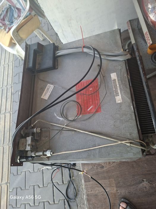 Авто хладилник Electrolux 12/220v/gaz