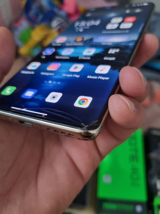 Infinix note 40 pro 12+12/256